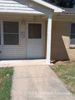 featured image of 702 Warren St