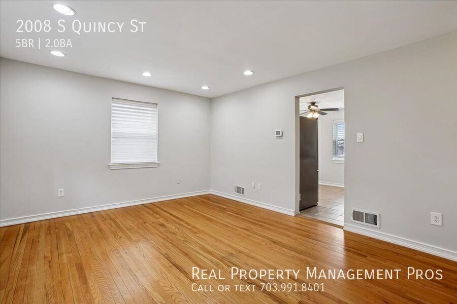 2008 S Quincy St - Photo 2 of 31