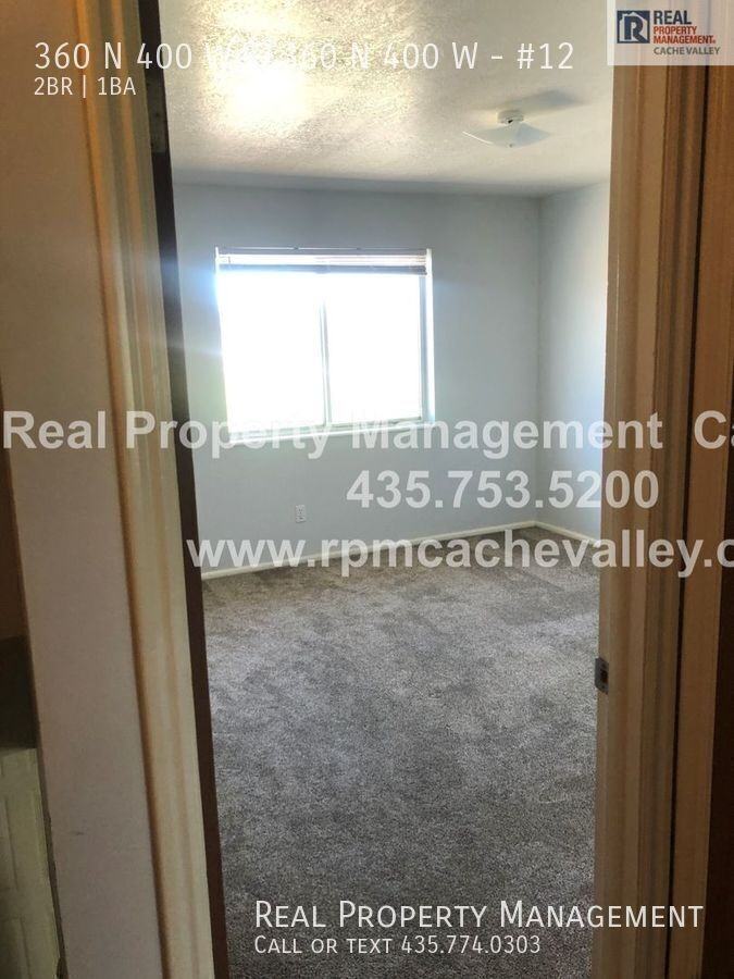 400 & #12 - Photo 3 of 10