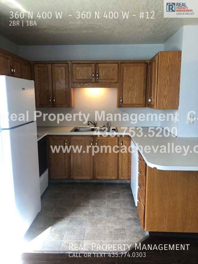 400 & #12 - Photo 7 of 10