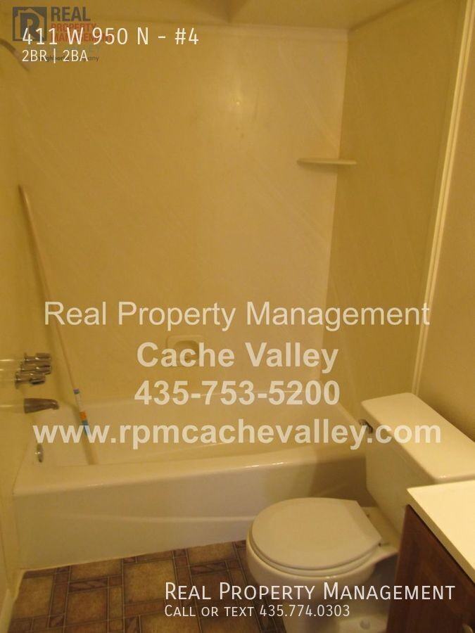411 W 950 N #4 - Photo 7 of 13