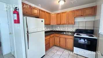 featured image of 3421 Crest Ave Se #D