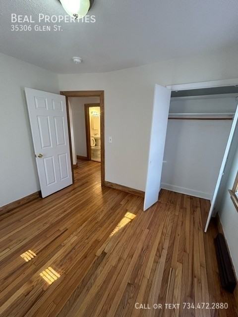 35306 Glen St - Photo 2 of 23