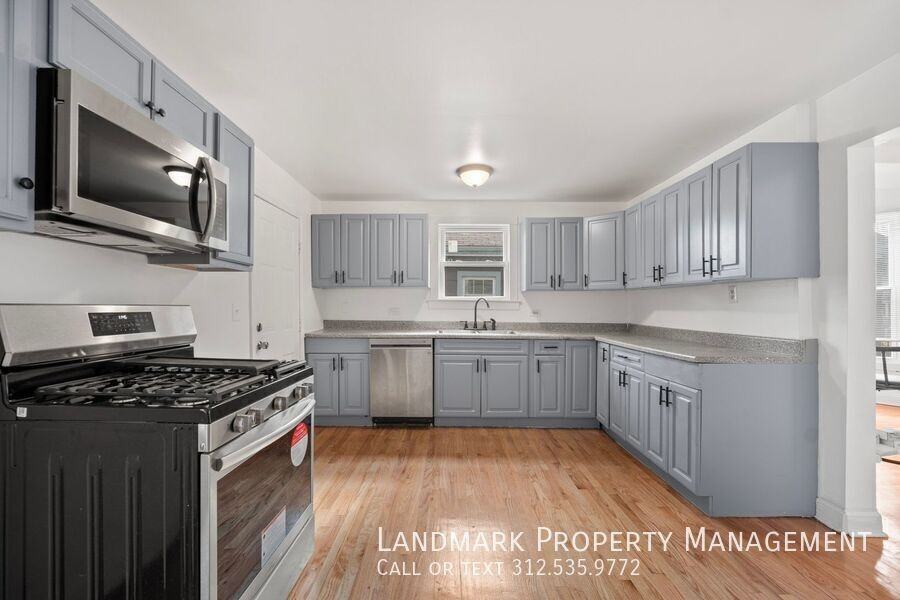 806 S Taylor Ave - Photo 2 of 26