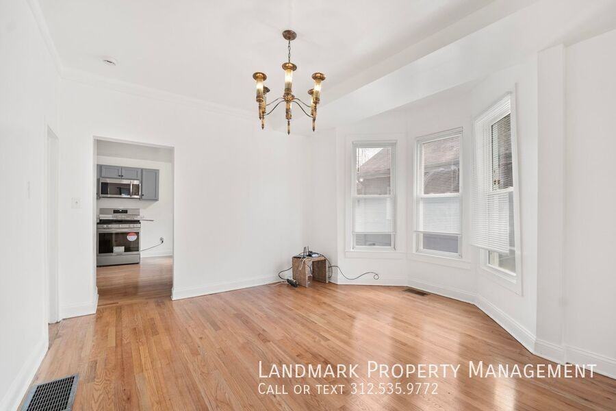 806 S Taylor Ave - Photo 5 of 26