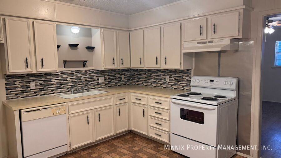 5310 38th St #A - Photo 7 of 22