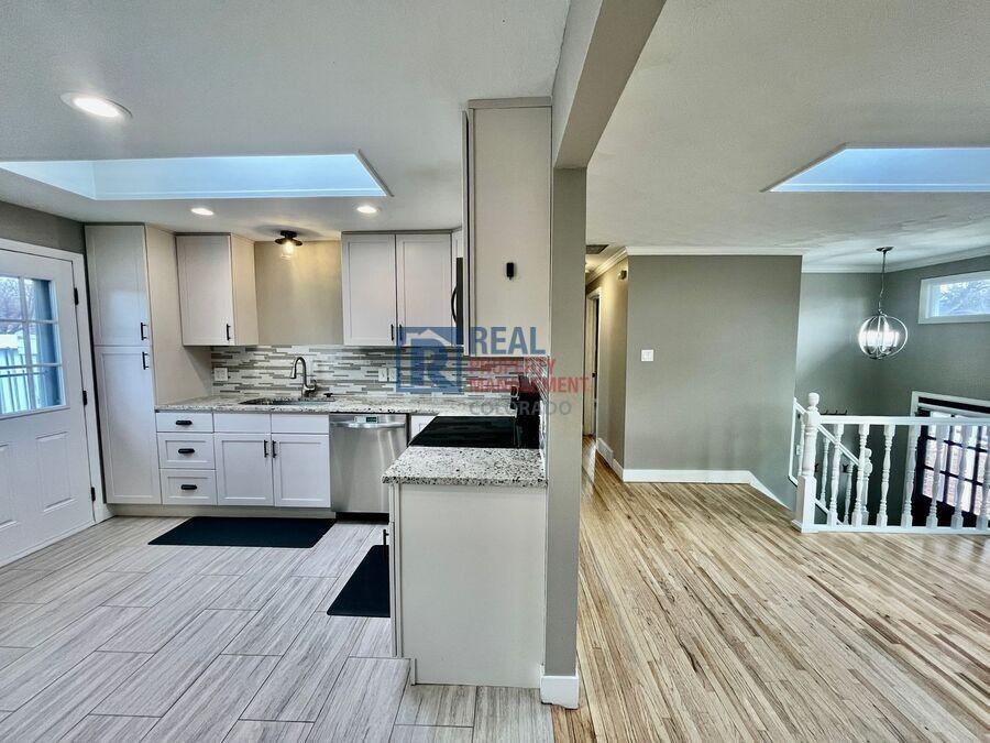 6279 Reed St - Photo 6 of 32