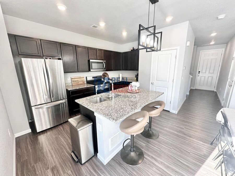 27086 E Bayaud Ave - Photo 3 of 20