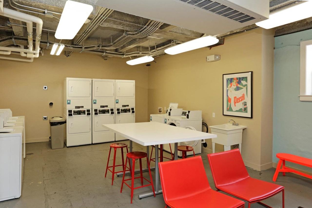 Brownhardt - Photo 7 of 50