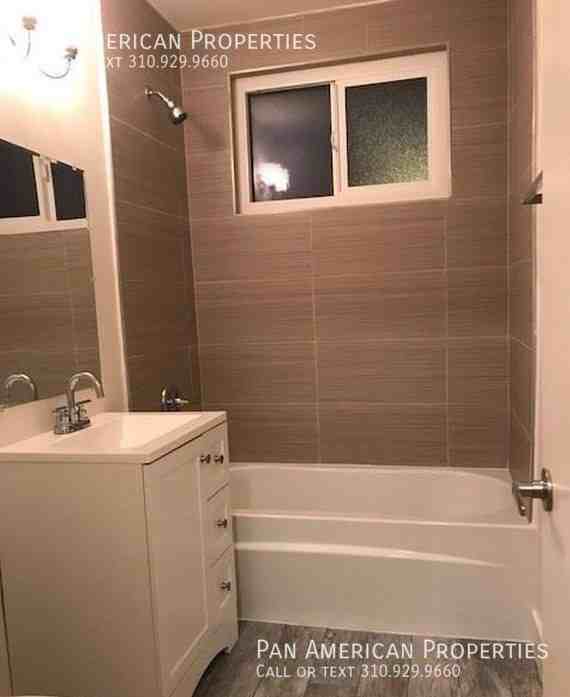 10239 Woodworth Ave #5 - Photo 5 of 18