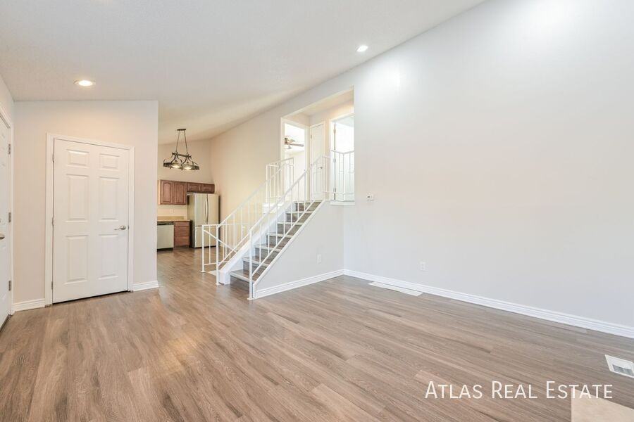 4215 S Gibralter St - Photo 2 of 20