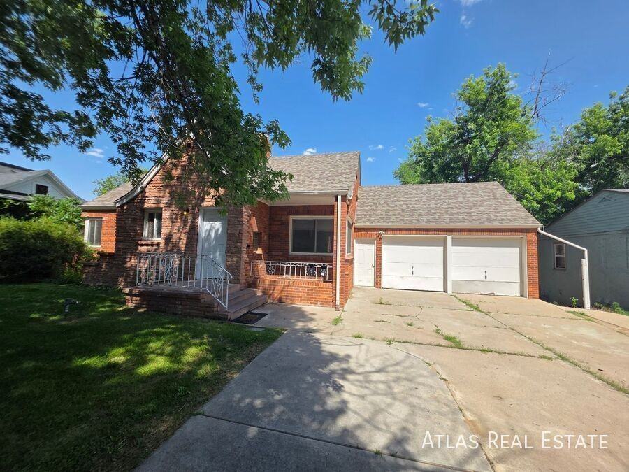 2208 10th Ave #C1-2 - Photo 5 of 12