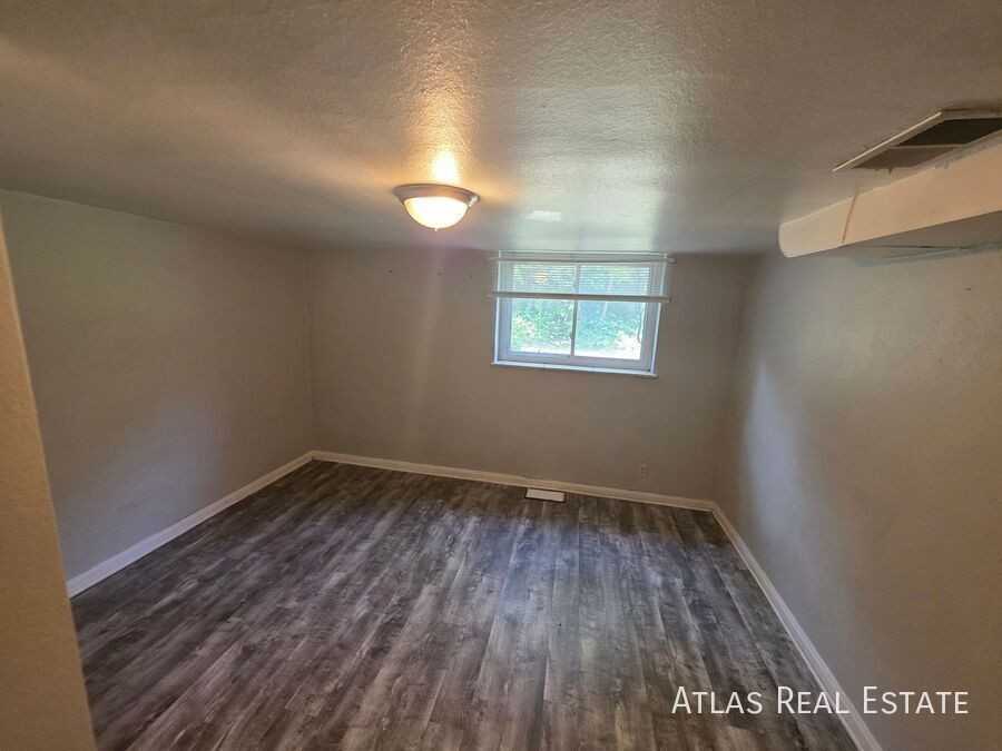 2208 10th Ave #C1-2 - Photo 7 of 12