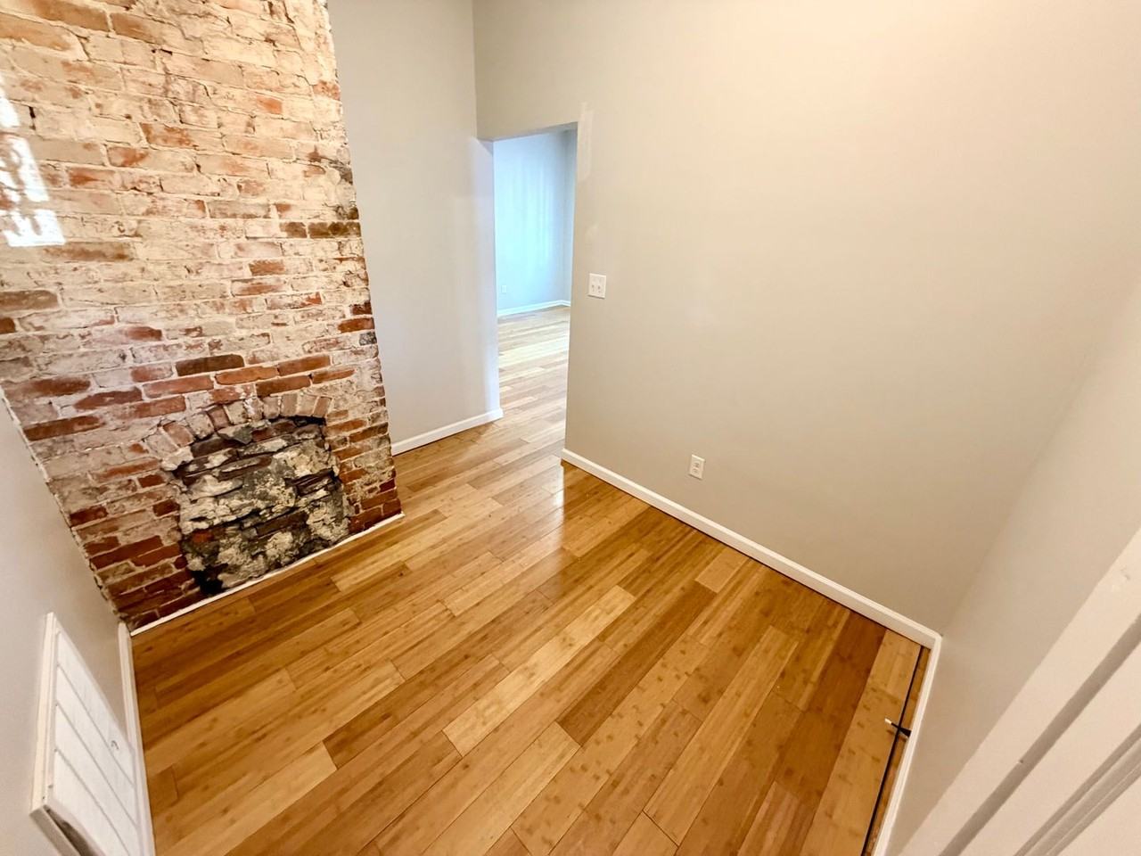 526 Ohio St - Photo 5 of 14