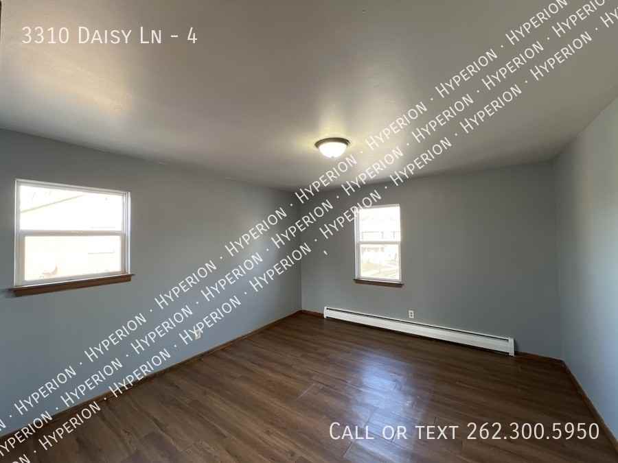 3310 Daisy Ln #4 - Photo 5 of 12