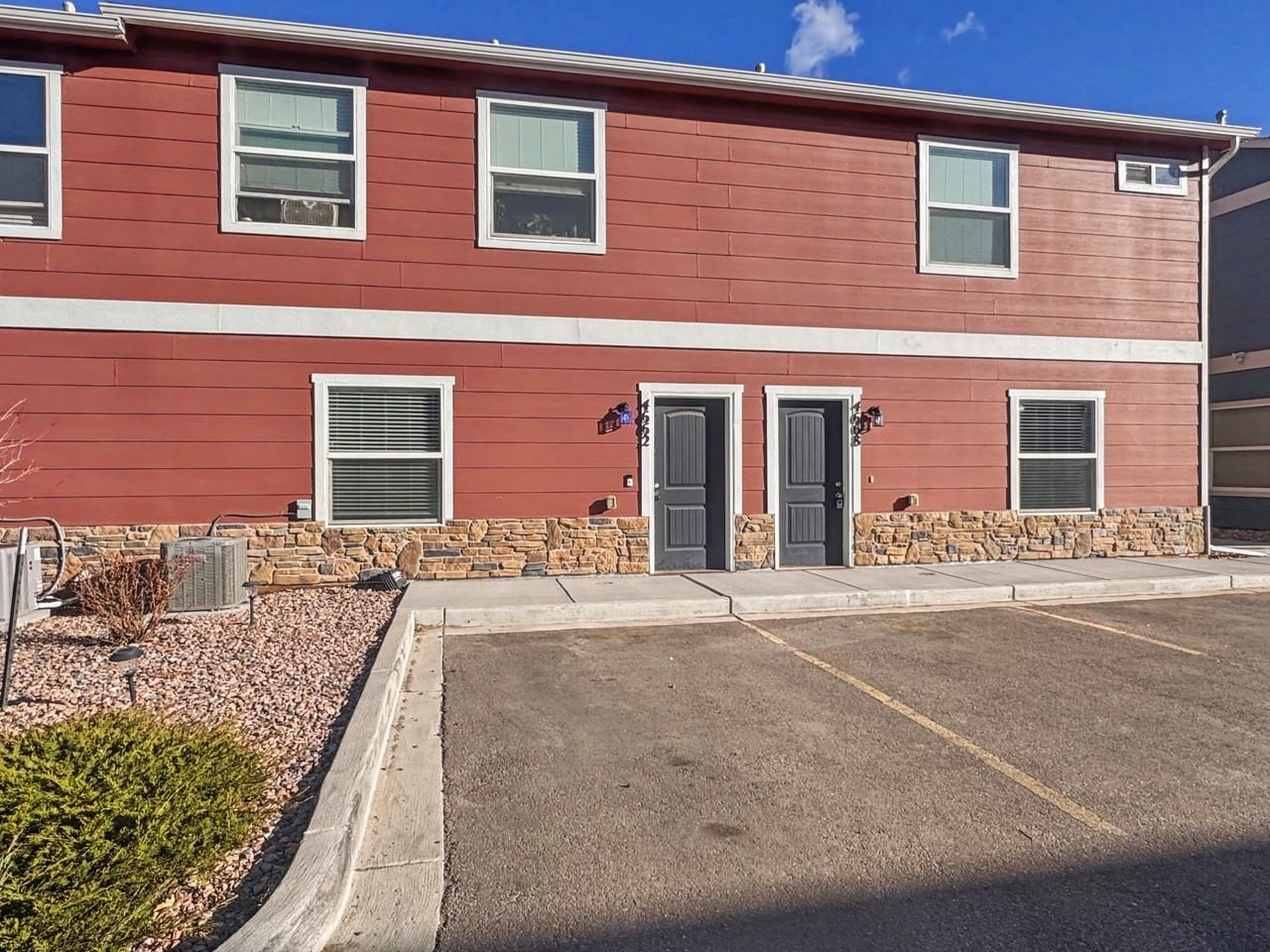 4668 Ports Down Ln - Photo 6 of 33