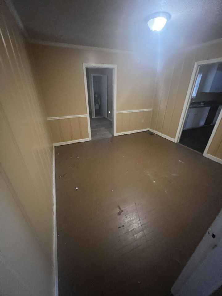 1215 Tara Rd - Photo 3 of 12