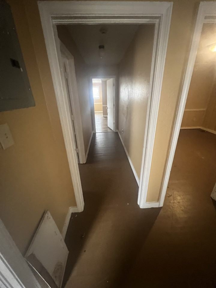 1215 Tara Rd - Photo 5 of 12