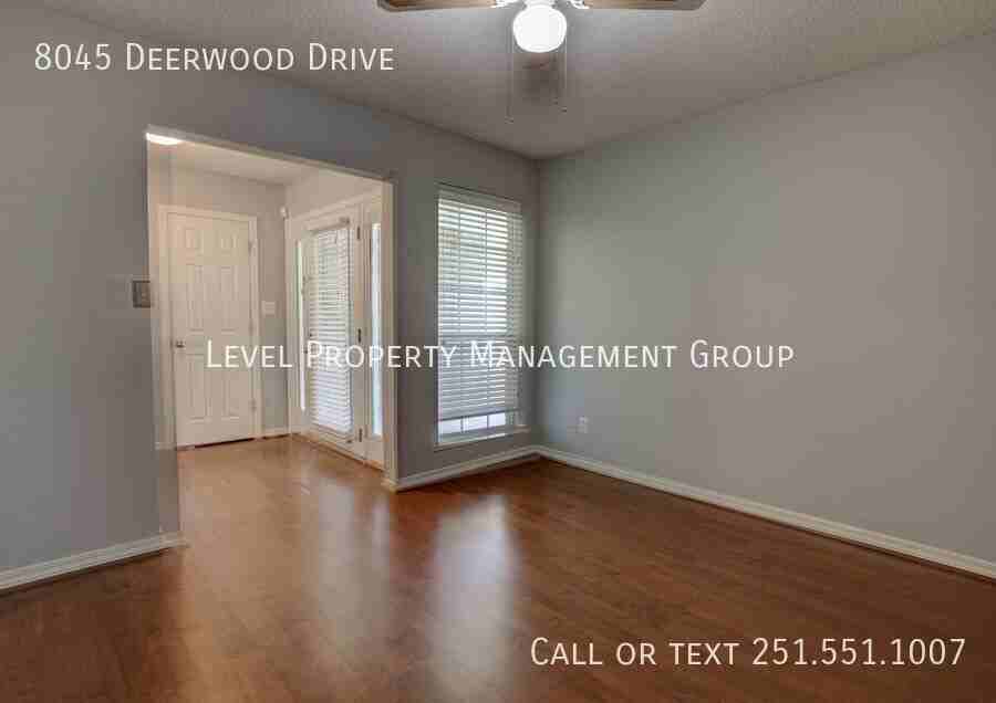 8045 Deerwood Dr - Photo 3 of 17