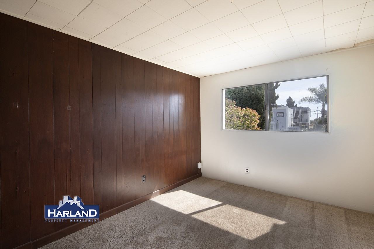 2112 Thomas Ave - Photo 6 of 10