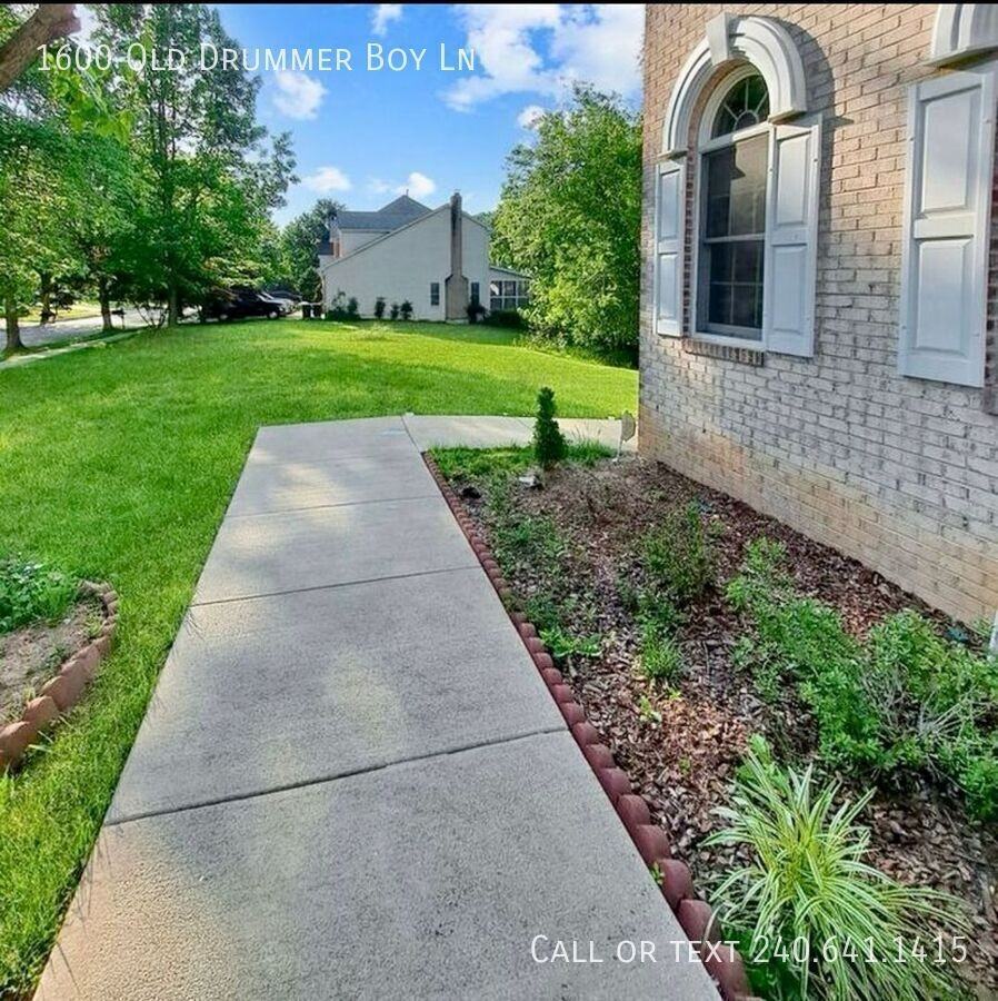 1600 Old Drummer Boy Ln - Photo 5 of 50