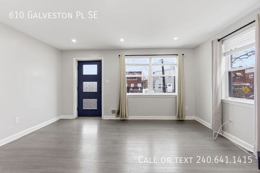 610 Galveston Pl Se - Photo 7 of 22
