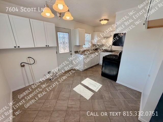 7604 Scott Ln - Photo 6 of 11