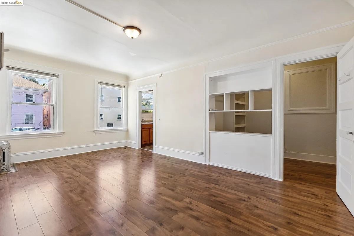 2306 Waverly St #2 - Photo 3 of 31