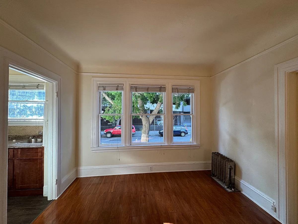 2306 Waverly St #2 - Photo 5 of 31