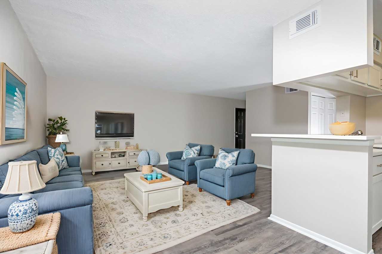 Bradenton Reserve - Photo 4 of 21