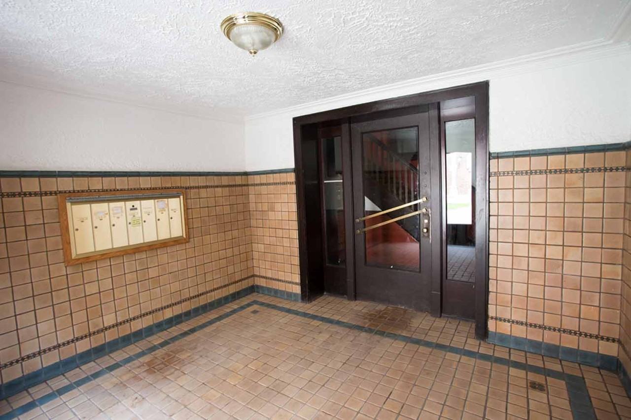 5034-5046 S. Woodlawn Avenue - Photo 7 of 50