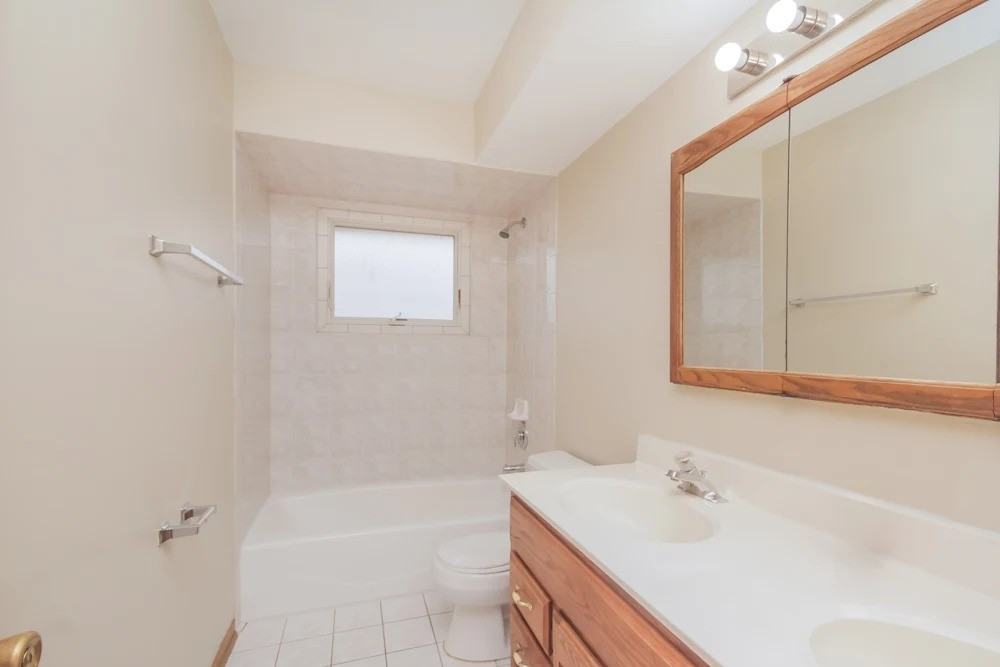 5901 S Brainard Ave #NA - Photo 2 of 9