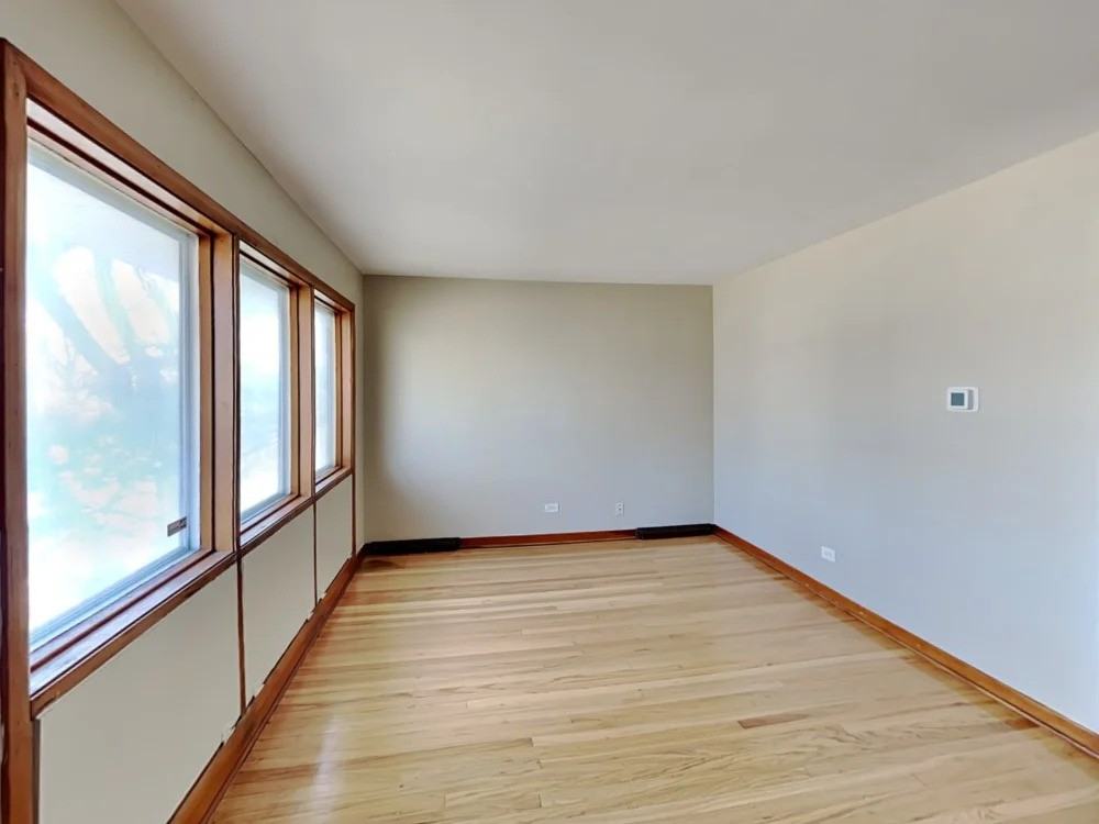 8833 S Troy Ave #NA - Photo 2 of 12