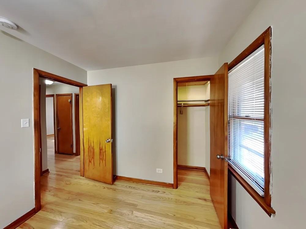 8833 S Troy Ave #NA - Photo 7 of 12