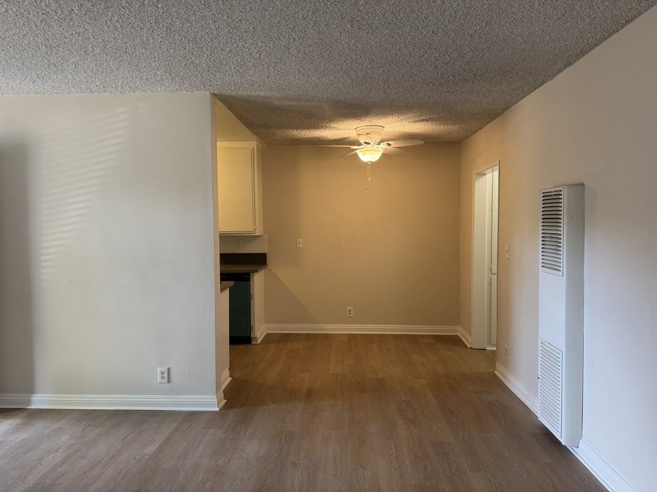 3705 Military Ave #1 - Photo 5 of 15