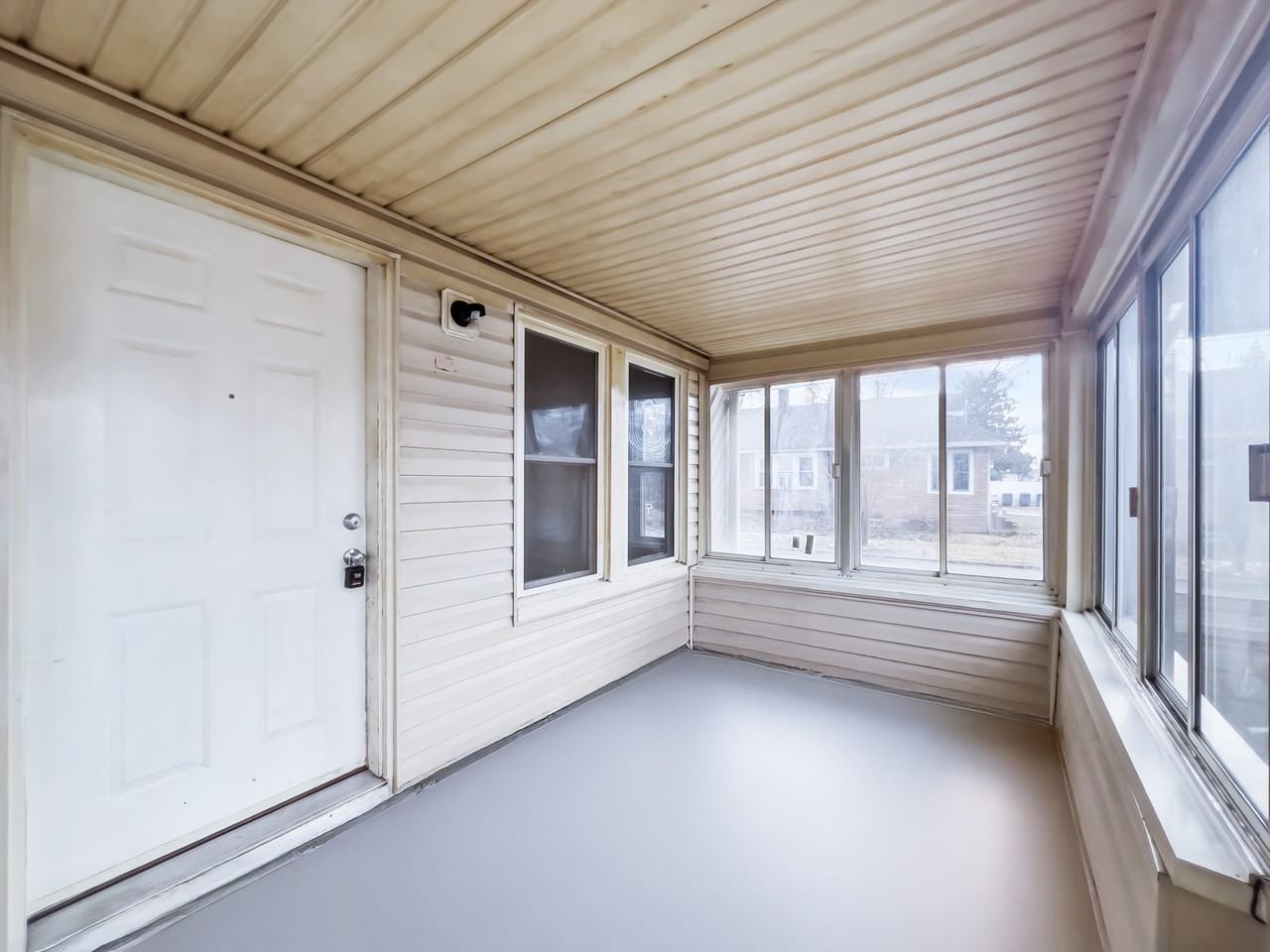 3928 Upton Ave #NA - Photo 4 of 32