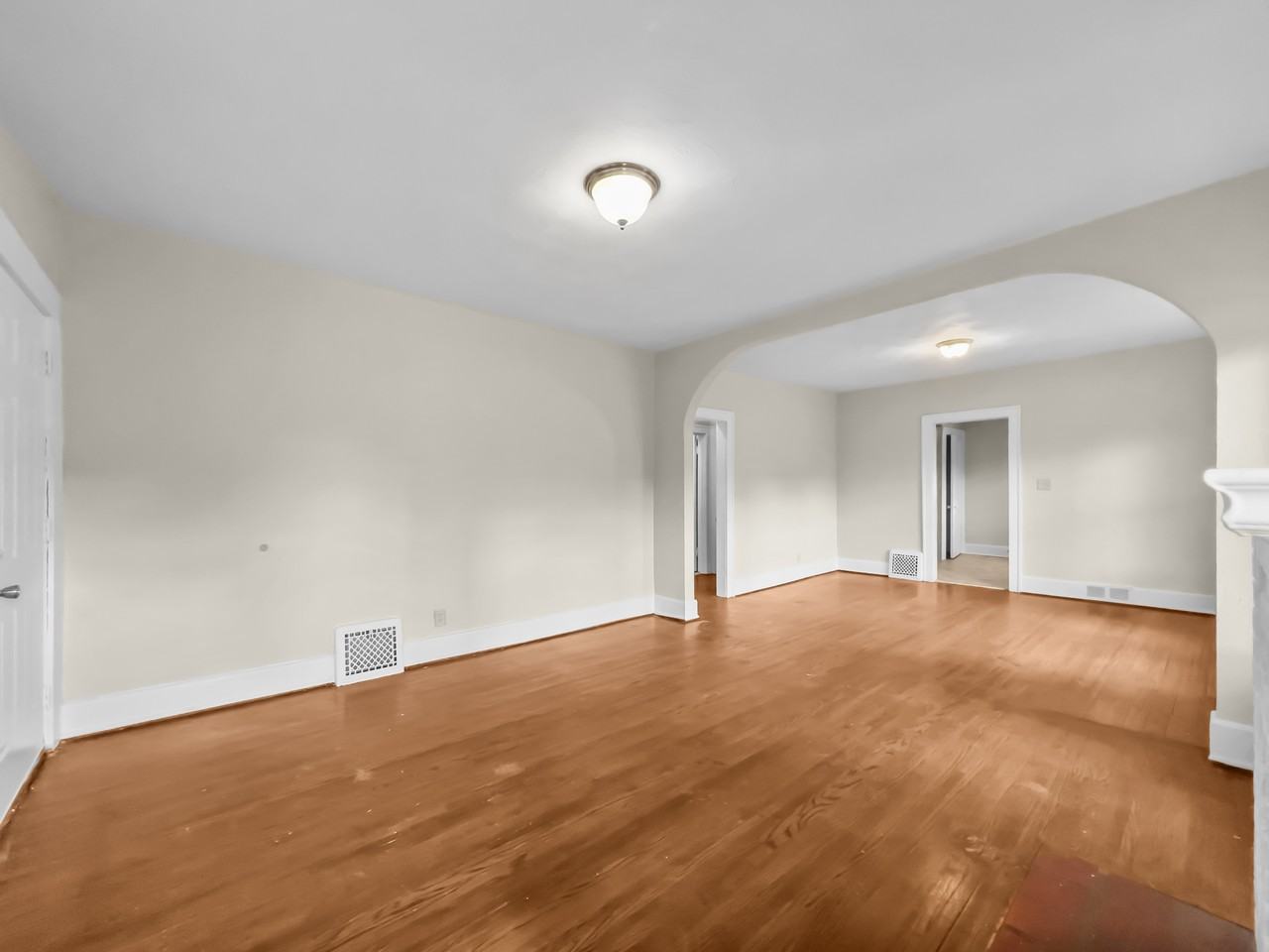 3928 Upton Ave #NA - Photo 7 of 32