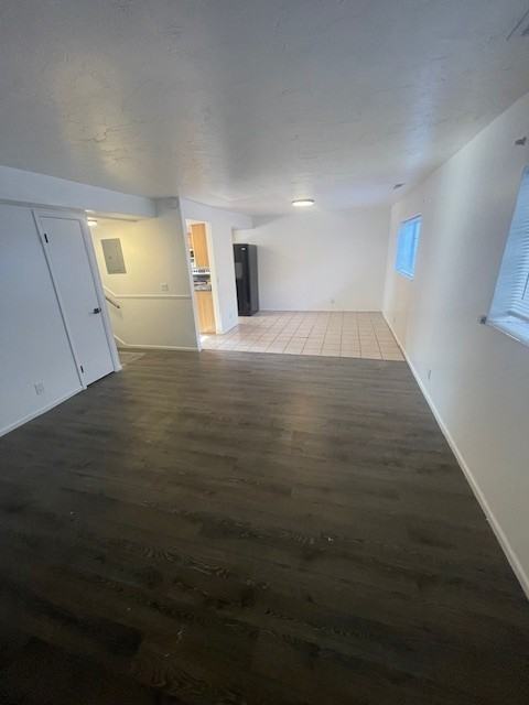 219 E Nicoletti Dr #221 - Photo 7 of 10