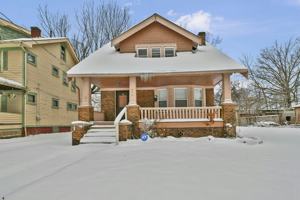 featured image of 890 E 143rd St