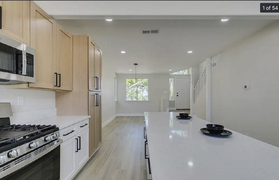 1121 Tourello Ln - Photo 3 of 35