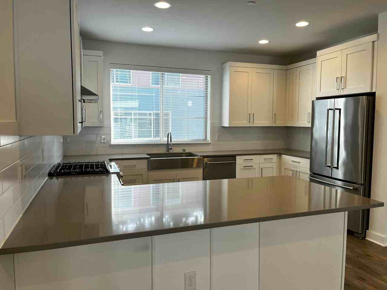 11408 117th Lane Northeast, Unit 5 - Photo 6 of 20