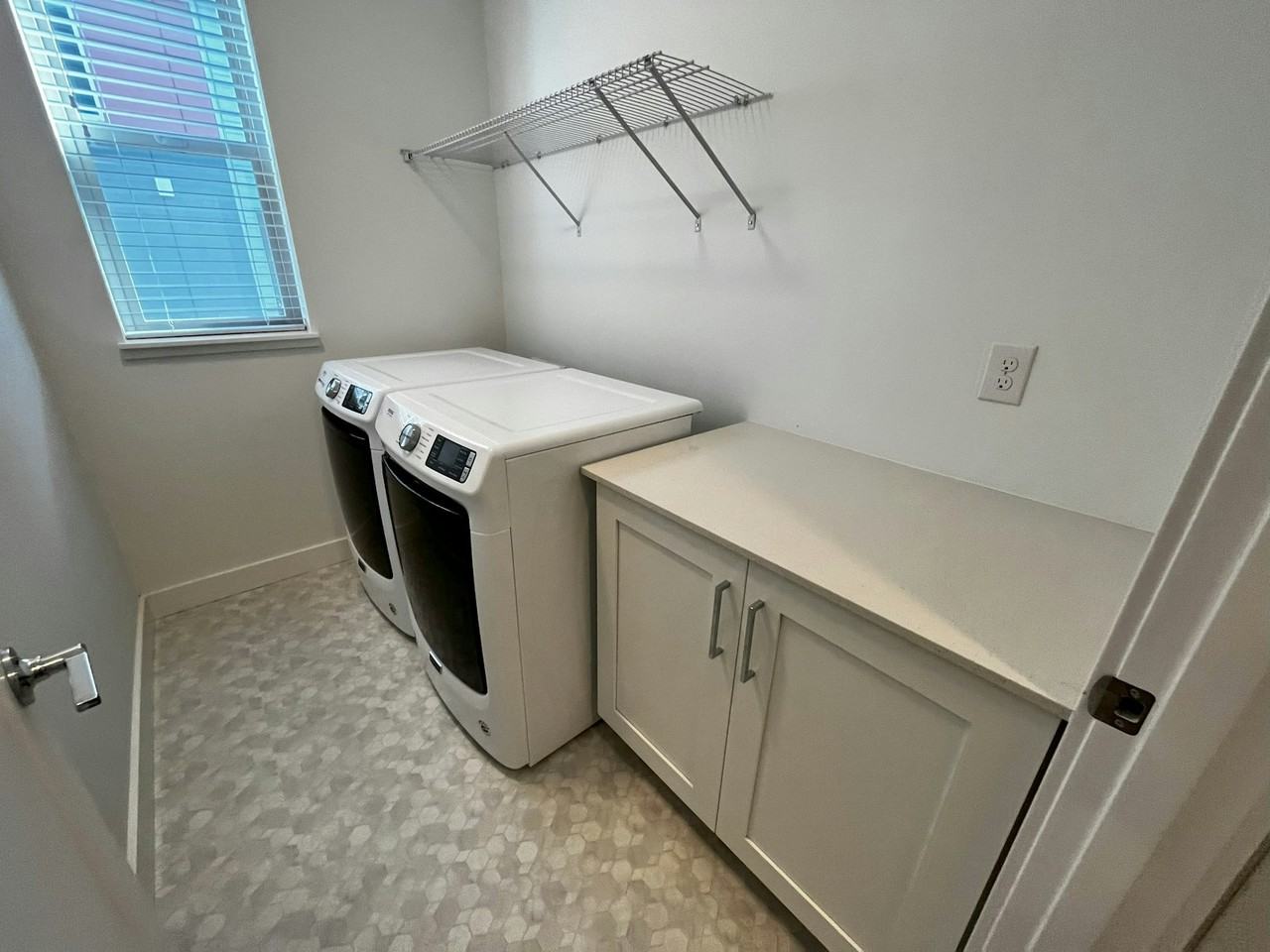 11408 117th Lane Northeast, Unit 5 - Photo 7 of 20