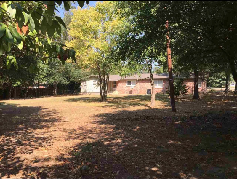 212 Skyline Dr - Photo 2 of 18