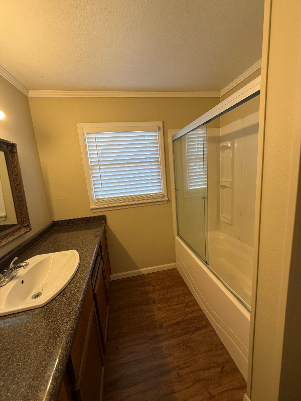 212 Skyline Dr - Photo 4 of 18