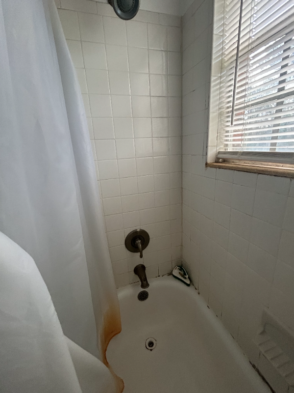 1384 Church St #B - Photo 3 of 26