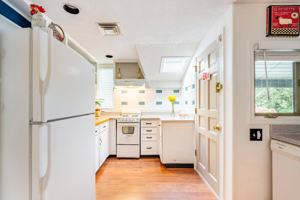 featured image of 2 Newtown Tpke