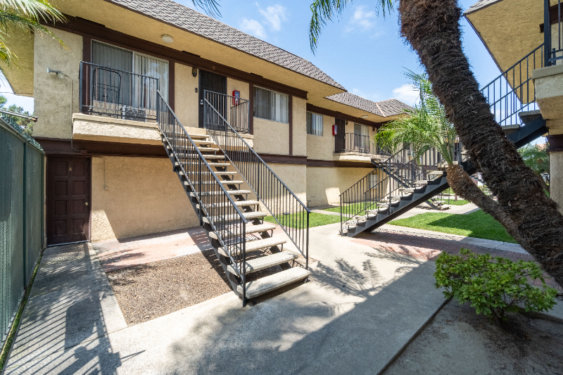 3523 W Savanna St #000 - Photo 6 of 27