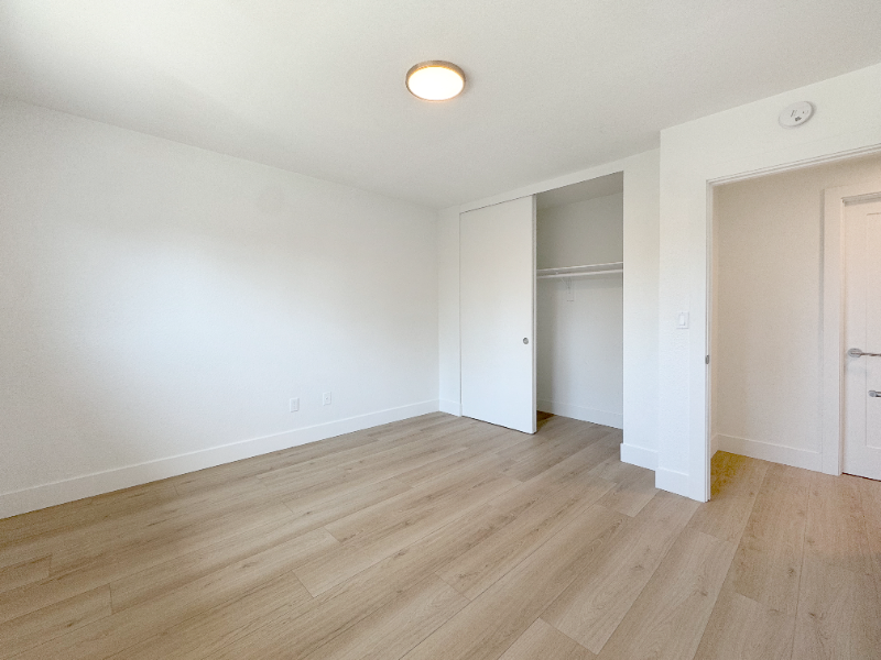 776 W Wilson St #C - Photo 6 of 11