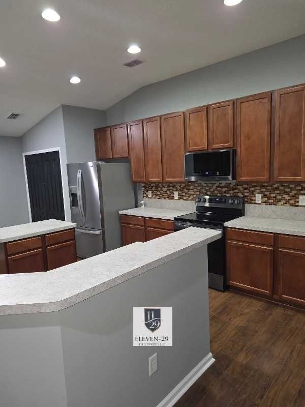 1334 Camp Ridge Ln - Photo 3 of 20