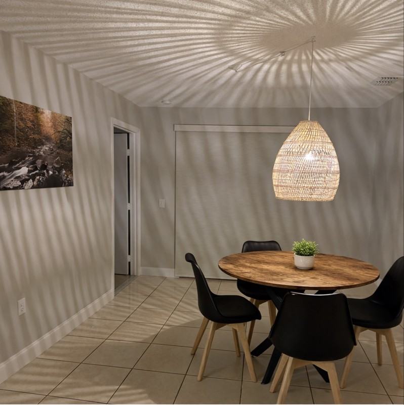 9683 Hollyhill Dr - Photo 4 of 8